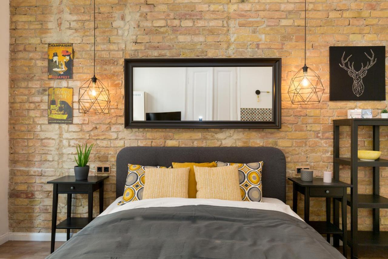 Royal Ferenciek Apartment Budapest Esterno foto